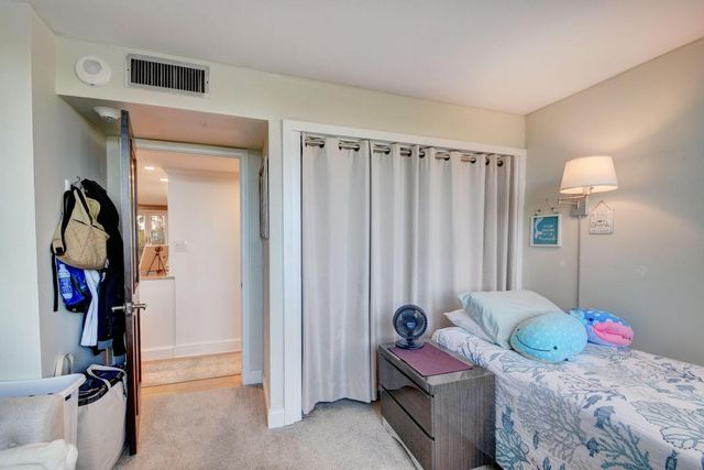 5600 N Flagler Drive 307, West Palm Beach, FL 33407