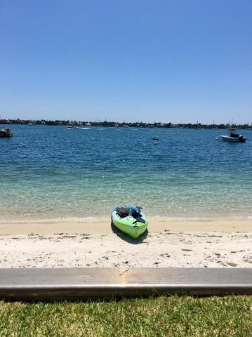 5600 N Flagler Drive 307, West Palm Beach, FL 33407