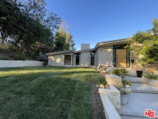 4234 Ellenita Avenue, Tarzana (los Angeles), CA 91356