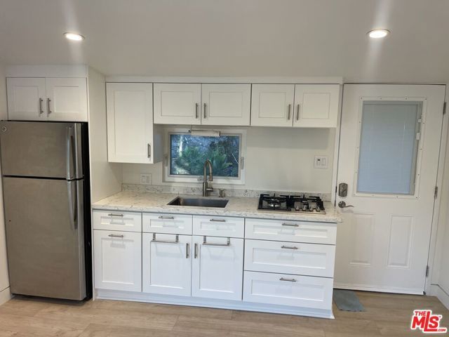 4234 Ellenita Avenue, Tarzana (los Angeles), CA 91356