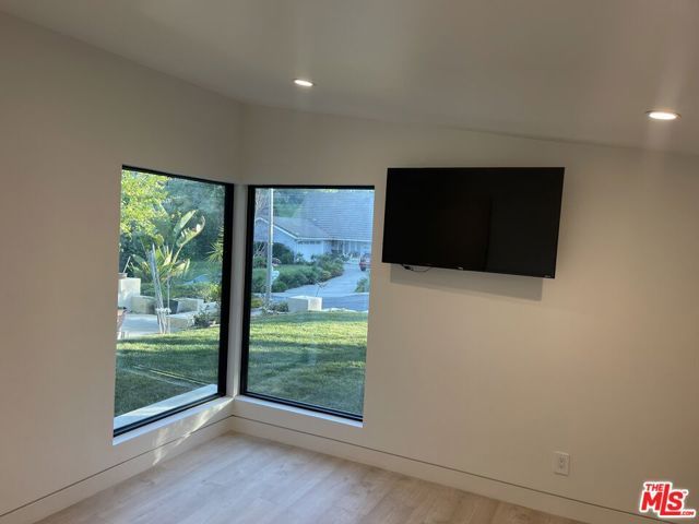 4234 Ellenita Avenue, Tarzana (los Angeles), CA 91356