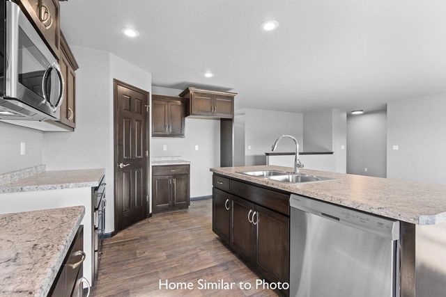 1263 PUTNAM DRIVE, Pulaski, WI 54162