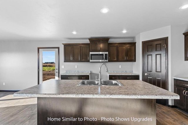 1263 PUTNAM DRIVE, Pulaski, WI 54162