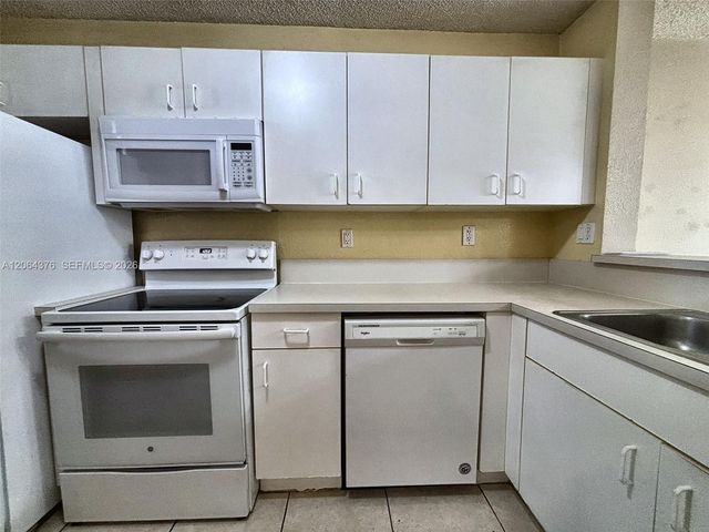 14391 SW 120th Court 7-7, Miami, FL 33186