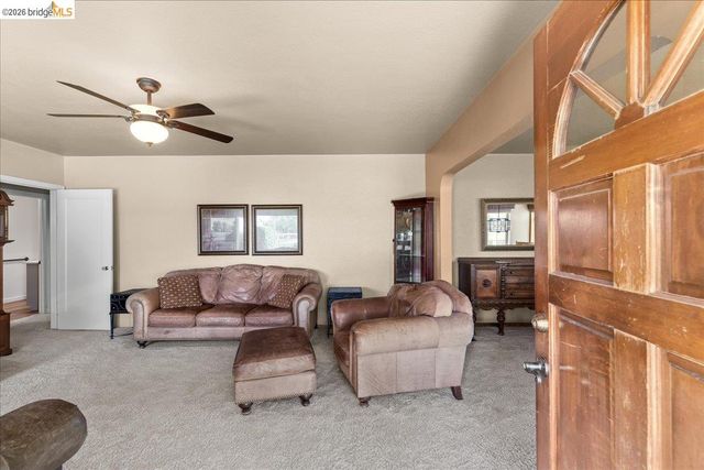 4701 Lone Tree Road, Oakdale, CA 95361