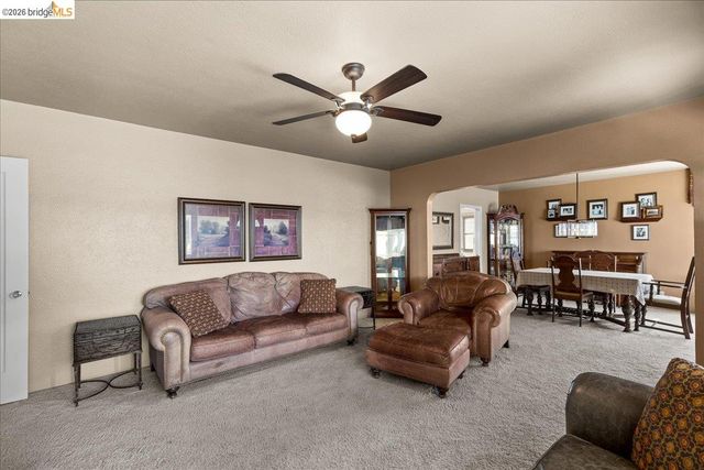 4701 Lone Tree Road, Oakdale, CA 95361