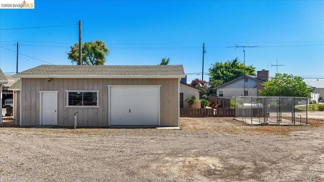 4701 Lone Tree Road, Oakdale, CA 95361