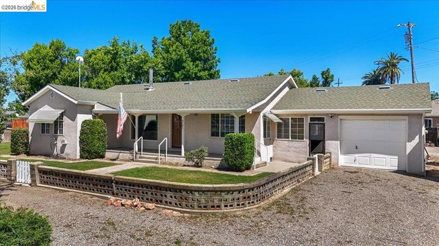4701 Lone Tree Road, Oakdale, CA 95361