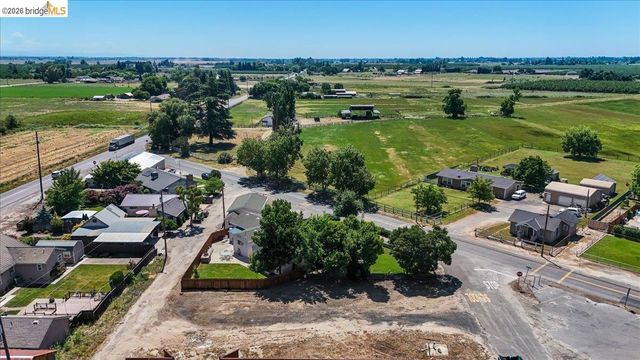 4701 Lone Tree Road, Oakdale, CA 95361