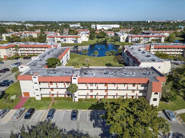 2951 E Sunrise Lakes Drive 312, Sunrise, FL 33322