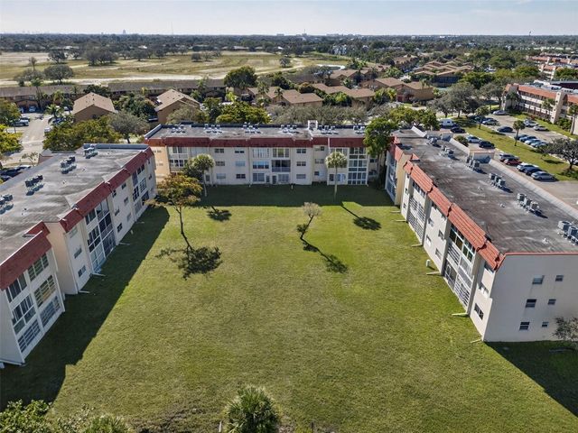 2951 E Sunrise Lakes Drive 312, Sunrise, FL 33322