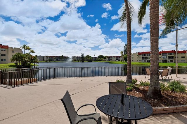 2951 E Sunrise Lakes Drive 312, Sunrise, FL 33322