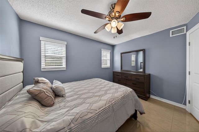 2951 E Sunrise Lakes Drive 312, Sunrise, FL 33322