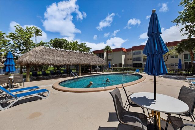 2951 E Sunrise Lakes Drive 312, Sunrise, FL 33322