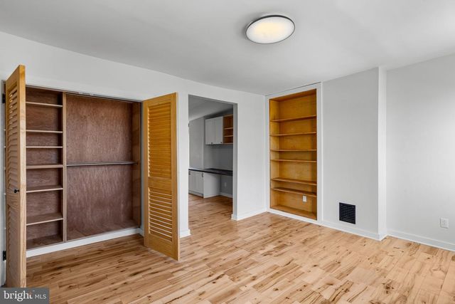 2054 ELLSWORTH ST, Philadelphia, PA 19146