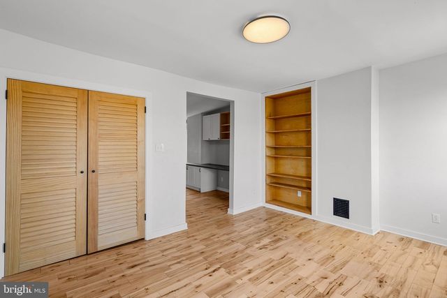 2054 ELLSWORTH ST, Philadelphia, PA 19146