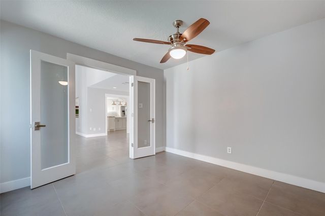 1107 Stoney Hill, Houston, TX 77077