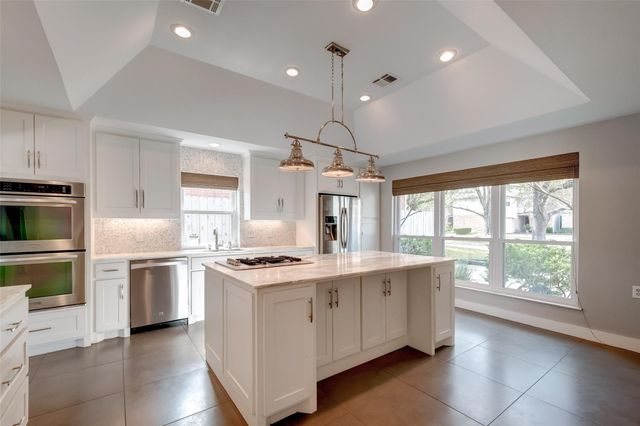 1107 Stoney Hill, Houston, TX 77077