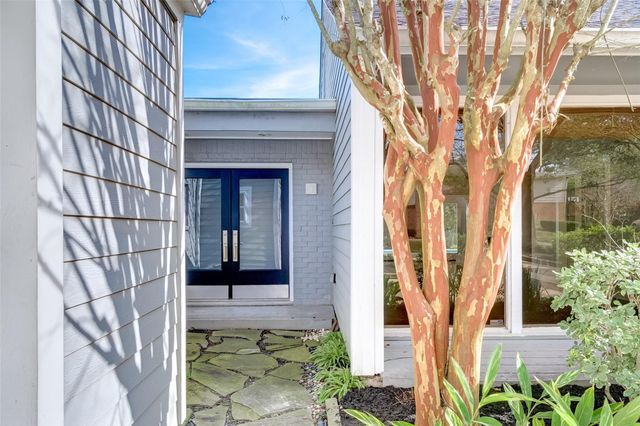 1107 Stoney Hill, Houston, TX 77077