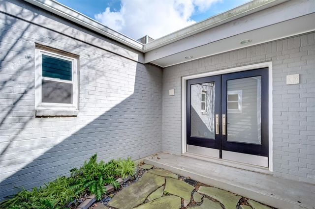 1107 Stoney Hill, Houston, TX 77077