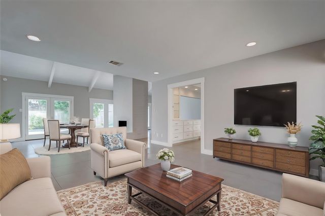 1107 Stoney Hill, Houston, TX 77077