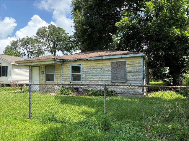 766 Fortune Street, Houston, TX 77088