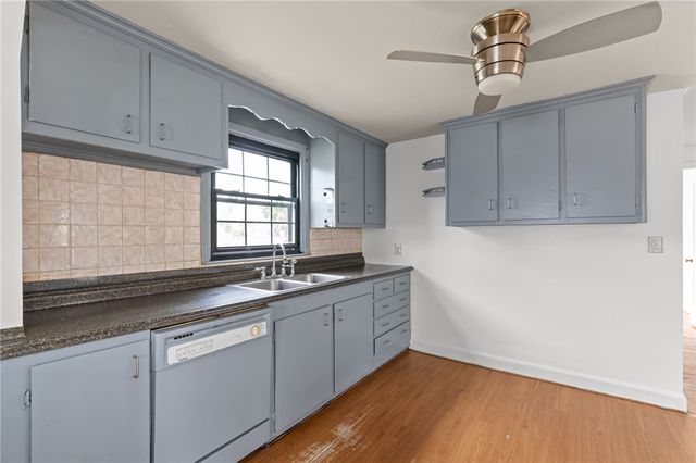 79 Arcadia Street, Cranston, RI 02910