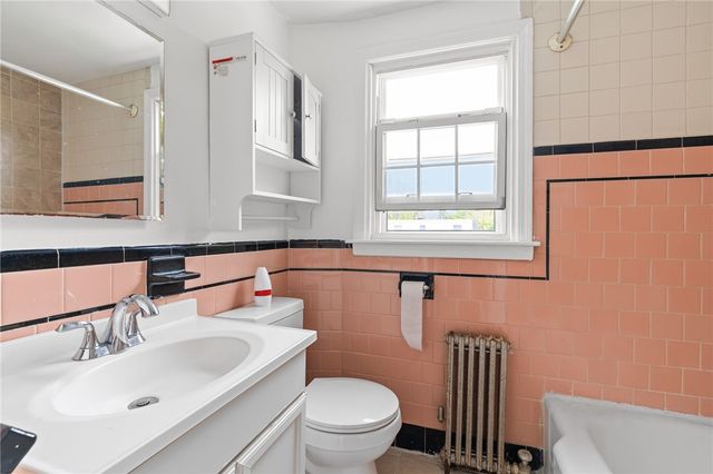 79 Arcadia Street, Cranston, RI 02910