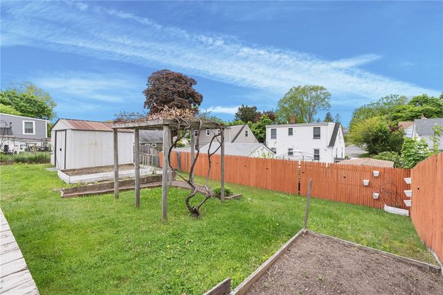 79 Arcadia Street, Cranston, RI 02910