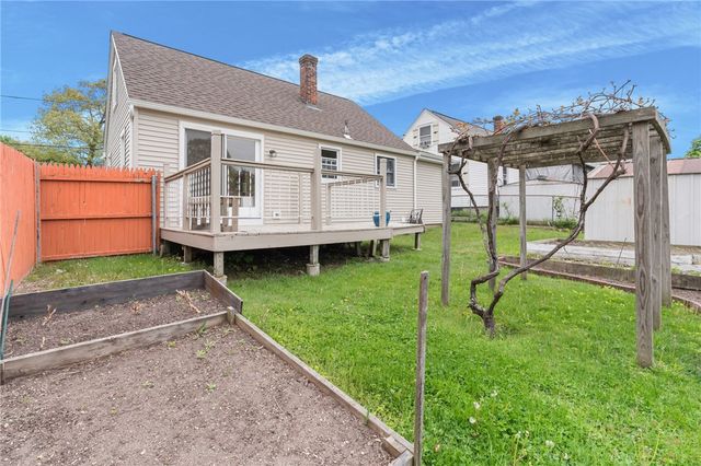 79 Arcadia Street, Cranston, RI 02910