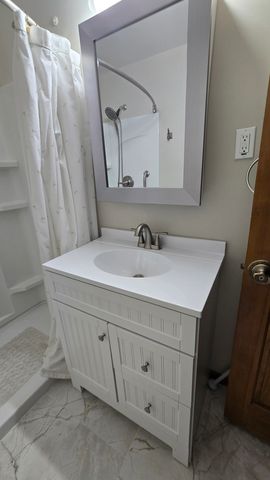 447 Dennis Avenue, Bradley, IL 60915