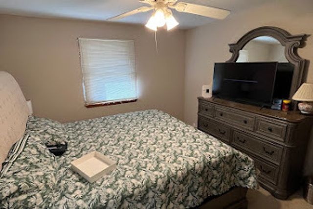 447 Dennis Avenue, Bradley, IL 60915