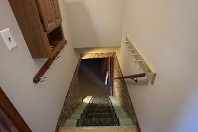 447 Dennis Avenue, Bradley, IL 60915