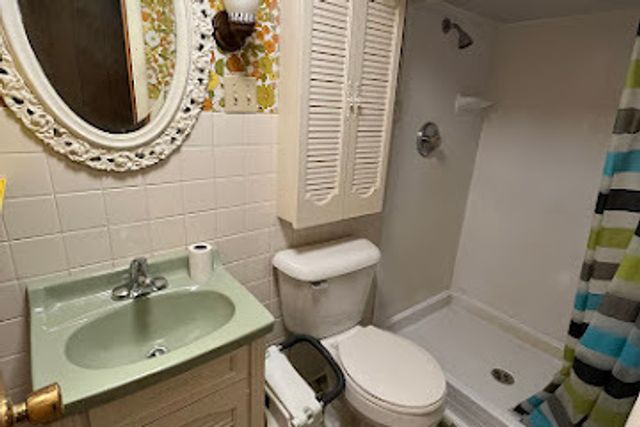 447 Dennis Avenue, Bradley, IL 60915