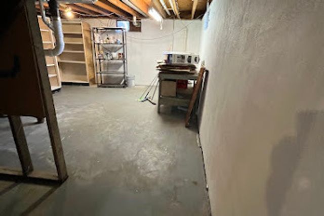 447 Dennis Avenue, Bradley, IL 60915