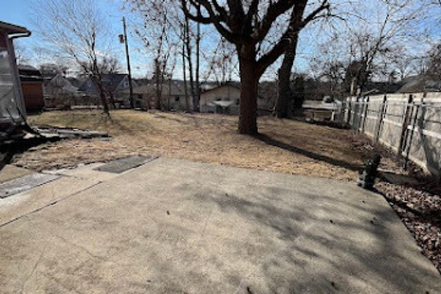 447 Dennis Avenue, Bradley, IL 60915