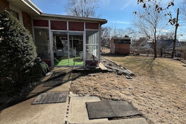 447 Dennis Avenue, Bradley, IL 60915