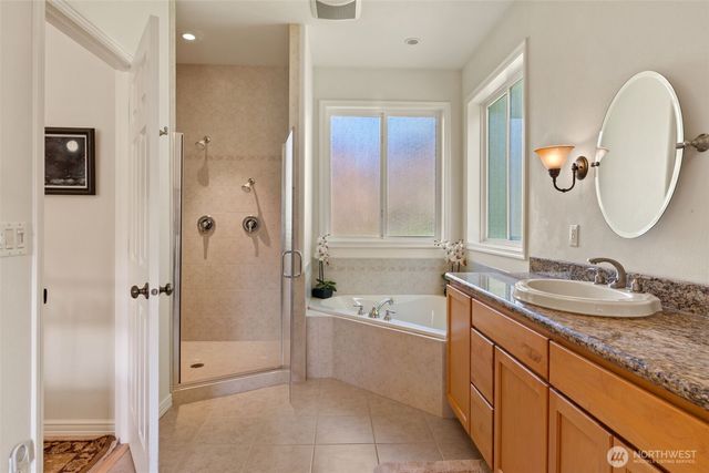 301 Russell Road, Winlock, WA 98596