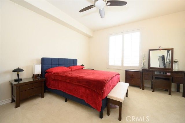 2243 Martin 207, Irvine, CA 92612