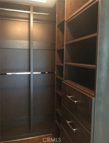 2243 Martin 207, Irvine, CA 92612