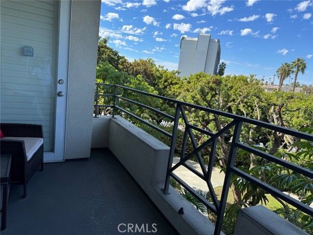 2243 Martin 207, Irvine, CA 92612