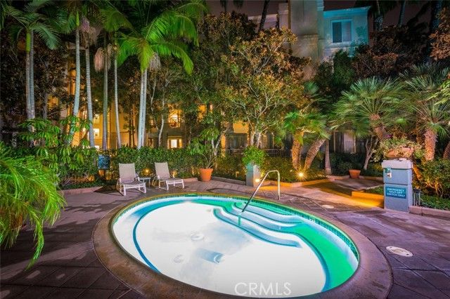 2243 Martin 207, Irvine, CA 92612