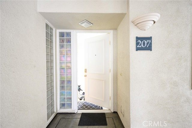 2243 Martin 207, Irvine, CA 92612