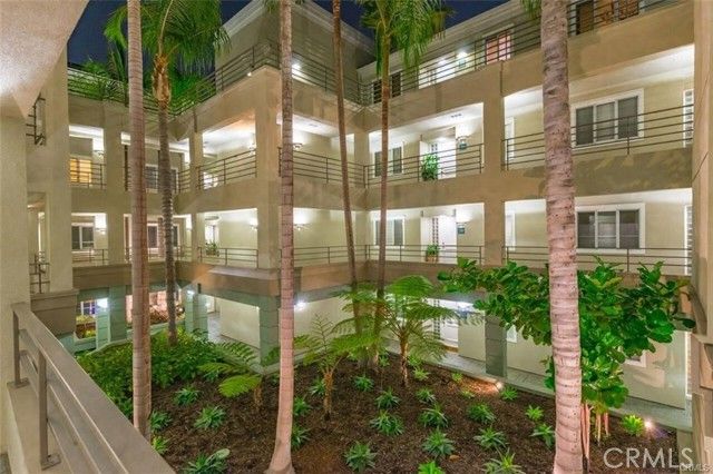 2243 Martin 207, Irvine, CA 92612