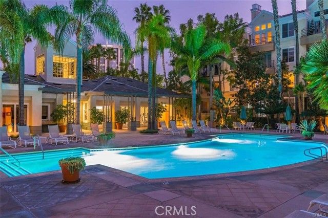 2243 Martin 207, Irvine, CA 92612