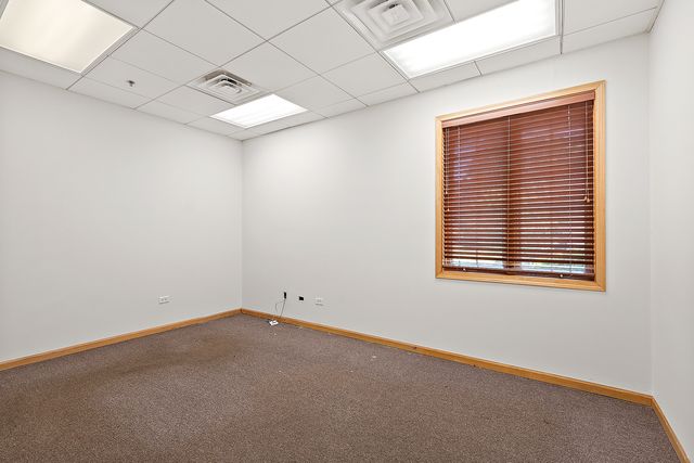 6825 Kingery Highway, Willowbrook, IL 60527