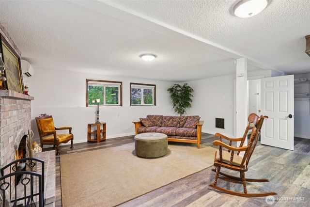 23417 NE Canyon Road, Battle Ground, WA 98604