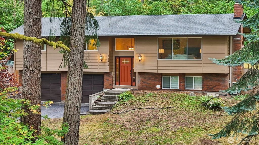 23417 NE Canyon Road, Battle Ground, WA 98604