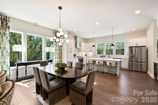 1500 Hawthorne Lane A, Charlotte, NC 28205