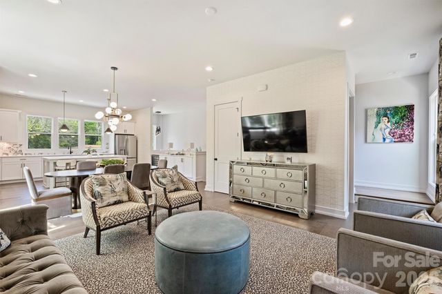 1500 Hawthorne Lane A, Charlotte, NC 28205